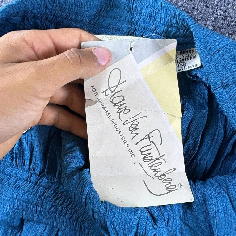 Diane Von Furstenberg Crinkle Skirt Womens 36x32 Blue Rayon Elastic Waistband